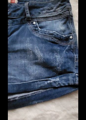 Kadın Mavi Düğmeli Mini Denim Şort - Görsel 4