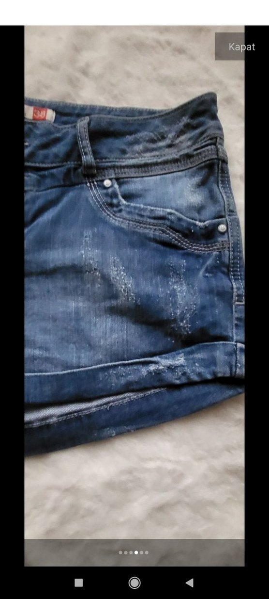 Kadın Mavi Düğmeli Mini Denim Şort - Görsel 4