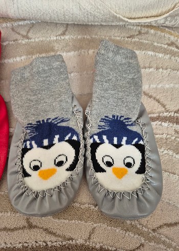 Kız Çocuk Renkli Nakışlı Sıcak Ev Terlikleri - Görsel 2