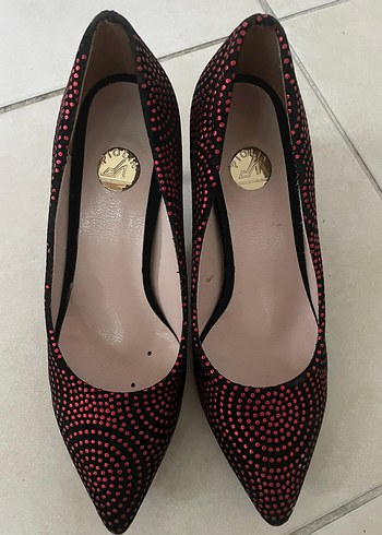 Bordo Parlak Puantiyeli Kadın Stiletto
