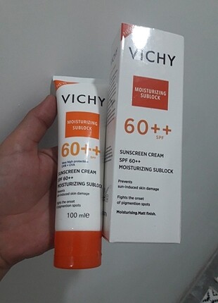 Vichy 60++ Günes Kremi Vichy Cilt Bakımı %20 İndirimli - Gardrops
