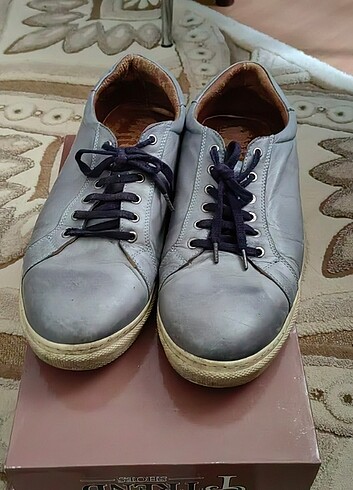 Mükemmel Gri Ayakkabı - Görsel 2