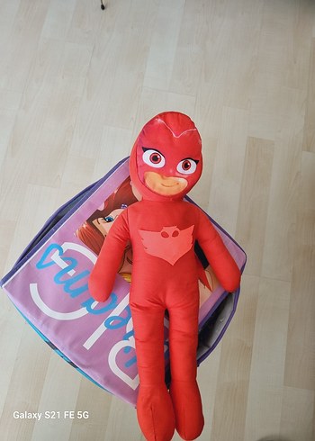 Beden Renkli Kırmızı Aksiyon Figürü