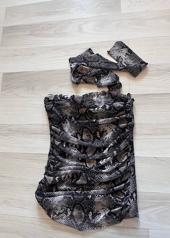 Zara zara boyun bağlamalı body