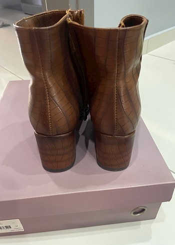 Kahverengi Kadın Bot Hotiç yaya - Görsel 3