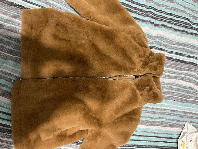Pull bear mont 1 kere denendi