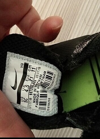 21 Beden Nike bebek ayakkabı 
