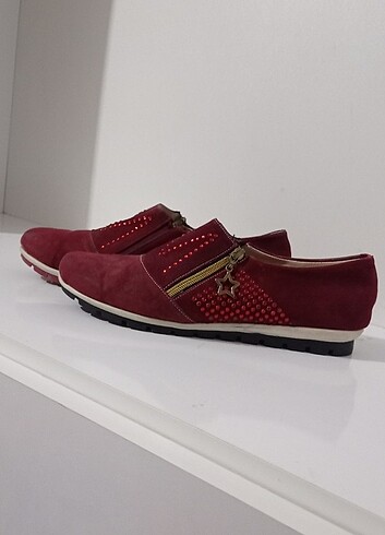 39 Beden Bordo renk, taşlı, Yıldız fermuarlı Oxford