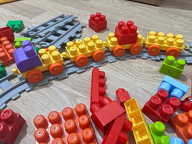 Büyük boy Lego tren seti