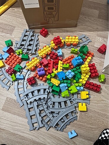 Büyük boy Lego tren seti