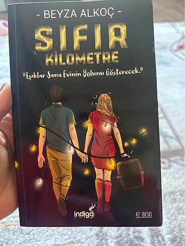 Beyza Alkoç kitapları ikilidir