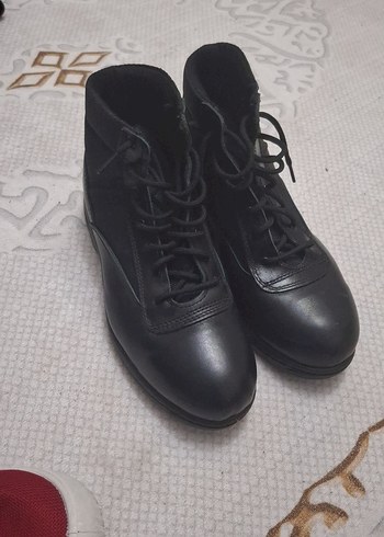 Siyah Erkek Bot - Görsel 2