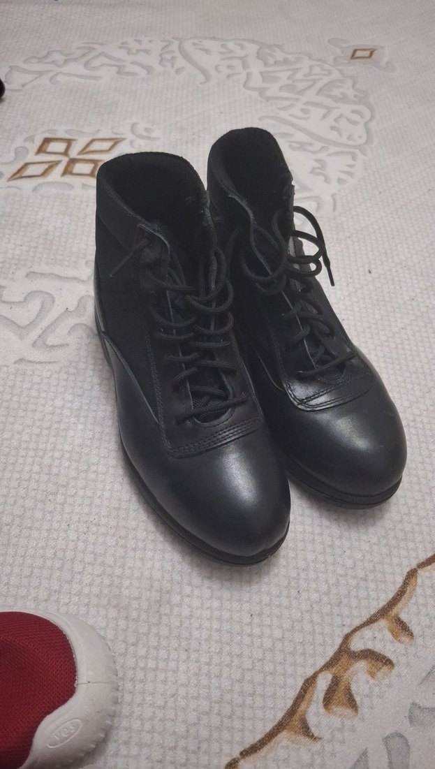 Siyah Erkek Bot - Görsel 2