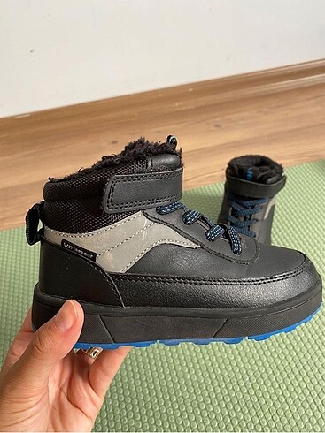 H&M Waterprof su geçirmez erkek çocuk botu