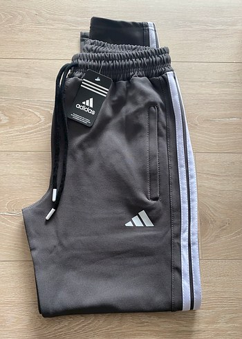 Adidas m