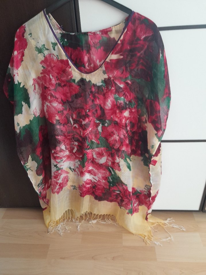 Çiçek Desenli V Yakalı Kadın pareo - Görsel 4