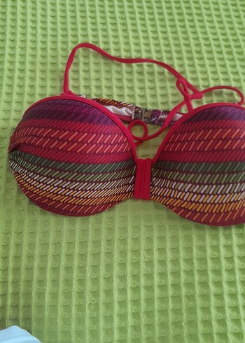 Renkli Bağcıklı Kadın Bikini Üstü