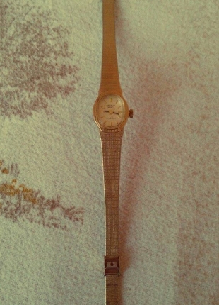 Vintage Altın Saat