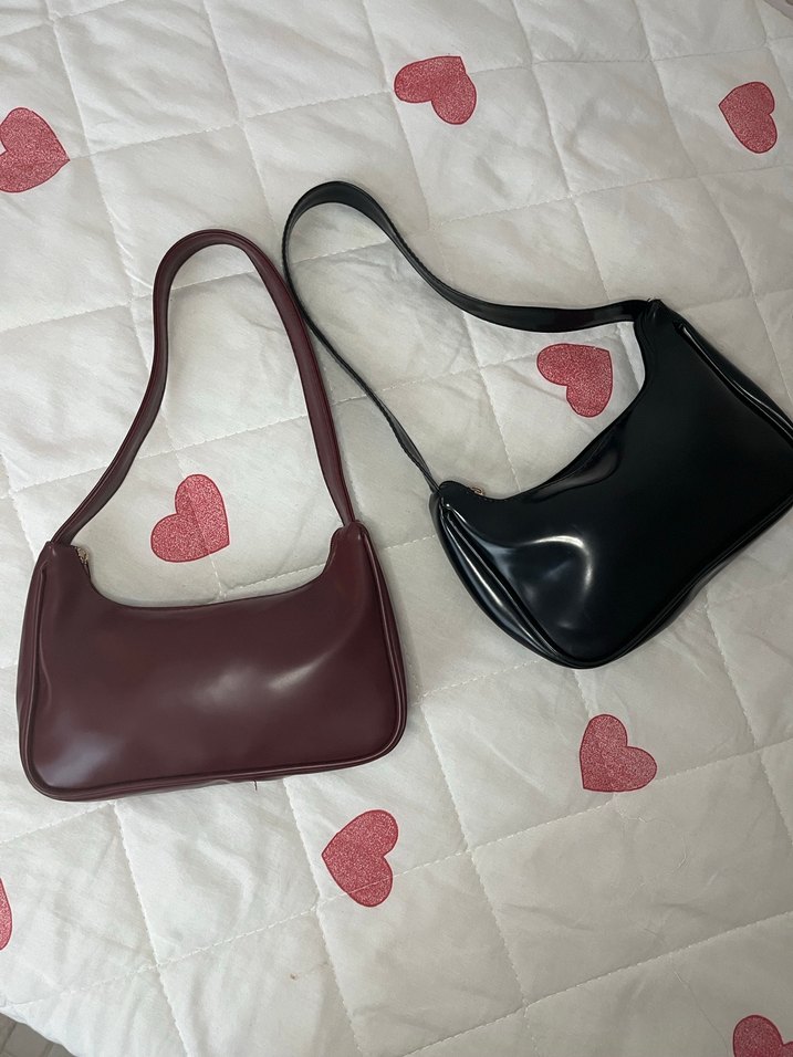 Siyah Çanta - Görsel 2