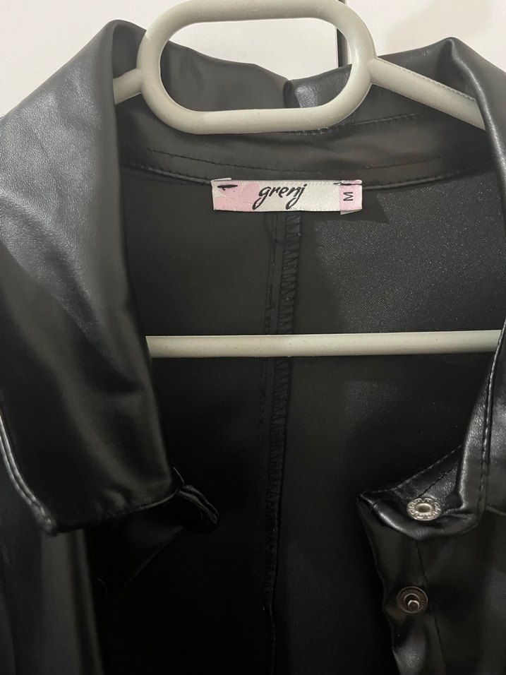 Siyah Deri gömlek - Görsel 2