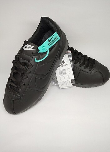 40 Beden beyaz Renk Nike Cortez