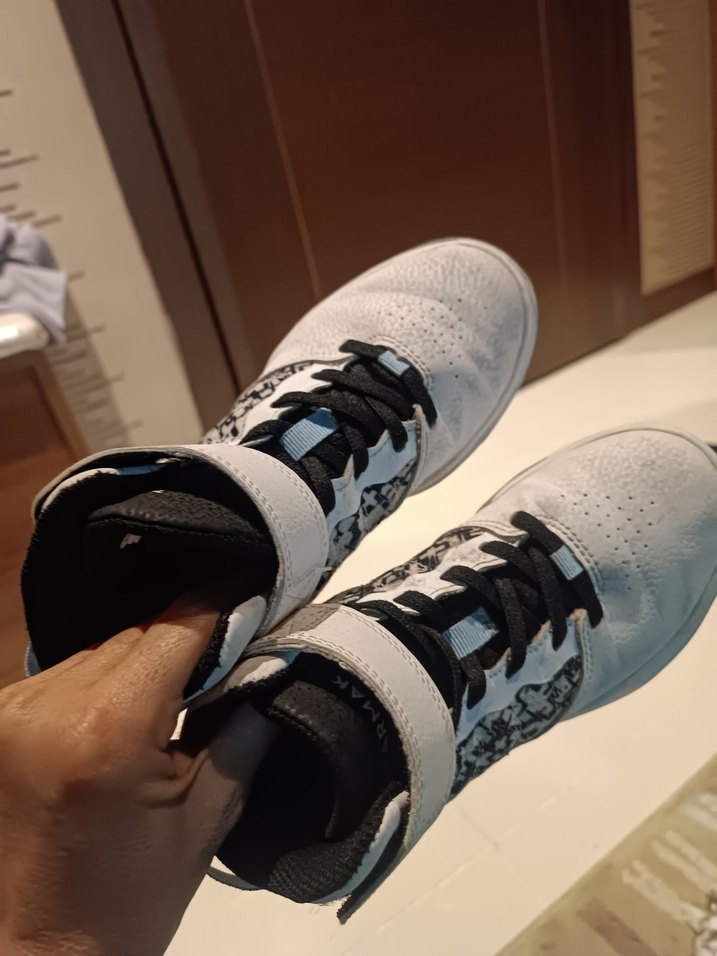 Yılan Desenli Beyaz Erkek Çocuk Spor Ayakkabı - Görsel 3