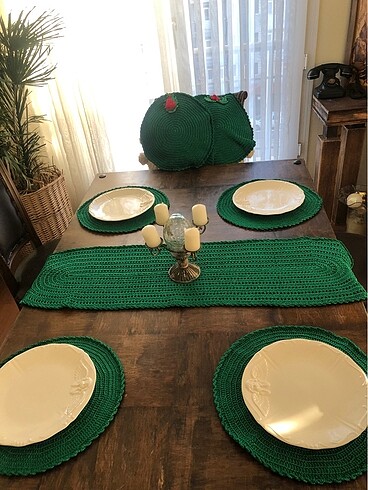 English Home Yeni yıl konsepti kırlent supla