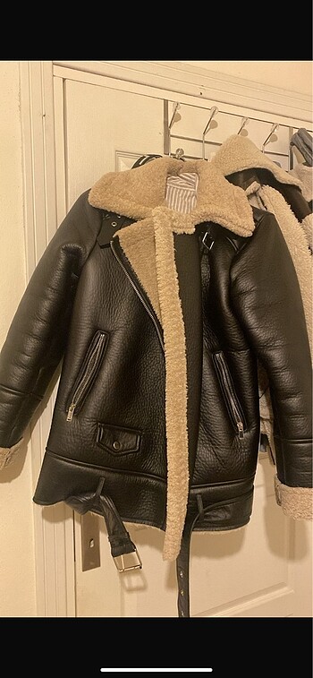 Stradivarius biker mont