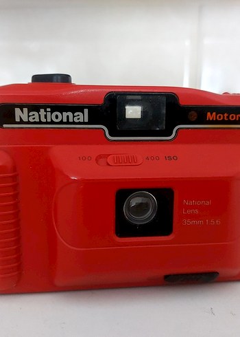 Kırmızı National 35mm Film Kamera