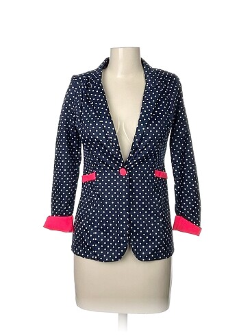 Diğer Blazer %70 İndirimli.