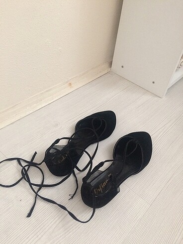 37 Beden siyah Renk Bağcıklı siyah ayakkabı