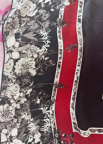 Kırmızı Kadın Eşarp - Görsel 5