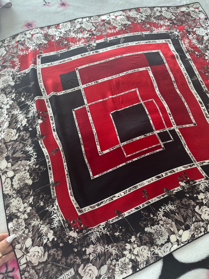 Kırmızı Kadın Eşarp - Görsel 4