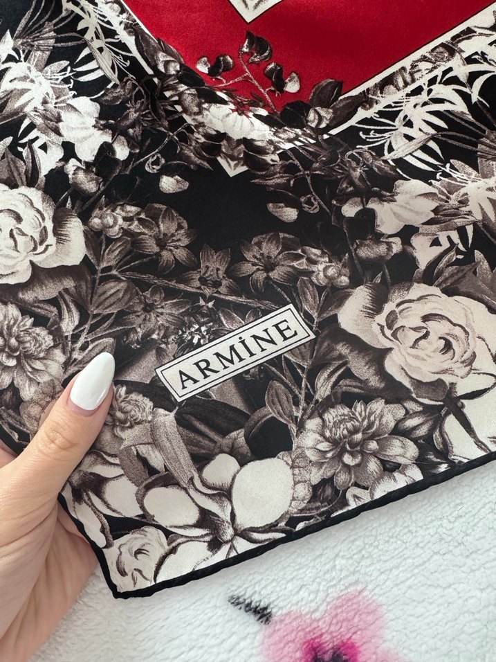 Kırmızı Kadın Eşarp - Görsel 3