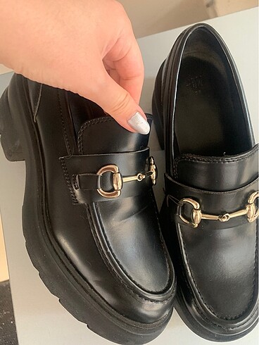 38 Beden Hm Oxford loafer gold takılı siyah ayakkabı