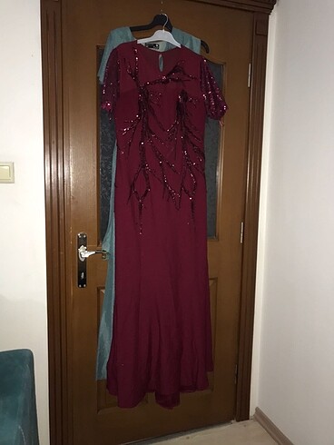 Bordo abiye