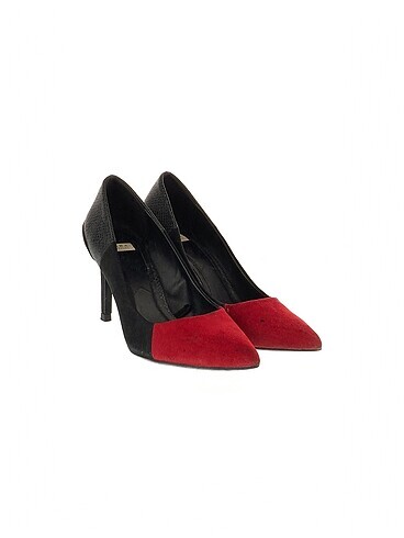Zara Zara Stiletto %70 İndirimli.