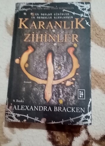 Karanlık zihinler kitabı 
