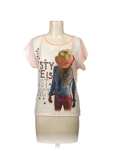 PreLoved T-shirt %70 İndirimli.