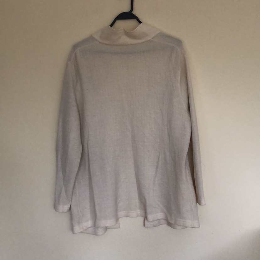 Düğmeli Beyaz Midi Keten Kadın Hırka boy 80 en 60 - Görsel 5