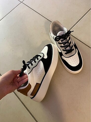 38 Beden Marjin Sneaker
