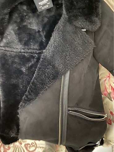 s Beden pull and bear mont