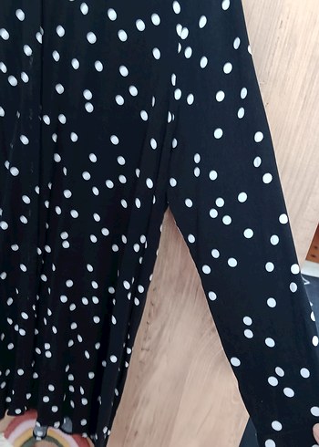 diğer Beden Siyah Puantiyeli Uzun Kollu Bluz 4 xl
