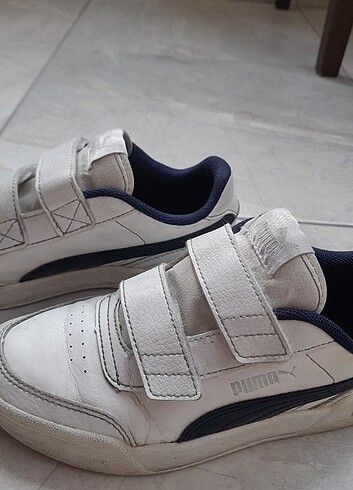 Puma beyaz spor ayakkabi 32.5 numara