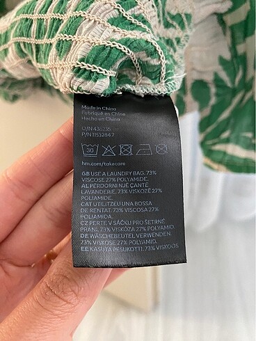xs Beden yeşil Renk H&M bluz