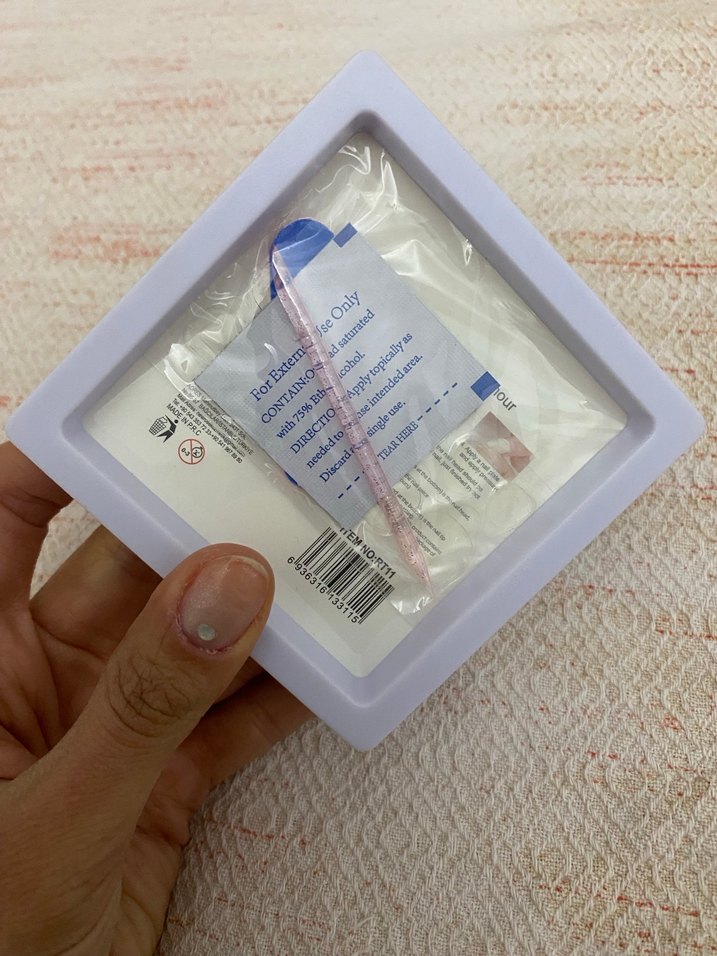 Bej Renkli Parlak Tırnak Süslemeleri - Görsel 5