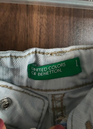 9 Yaş Beden mavi Renk Benetton marka kız çocuk şortu 