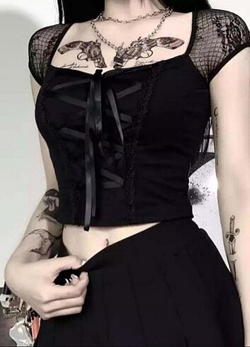 Gothic crop