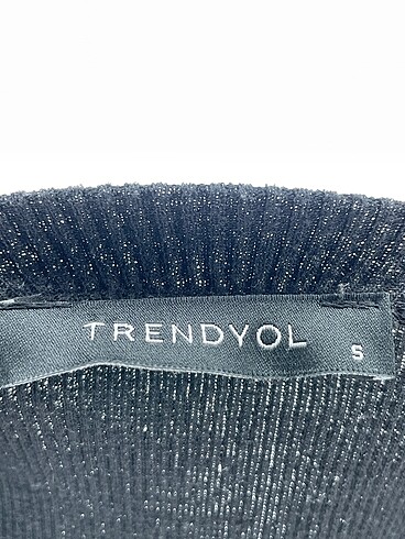s Beden siyah Renk Trendyol & Milla Kazak / Triko %70 İndirimli.
