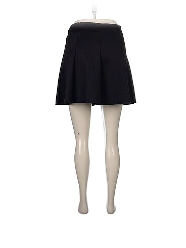 m Beden Bershka Mini Etek %70 İndirimli.